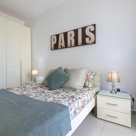 Amazing With Side Sea View Apartament St. Paul's Bay