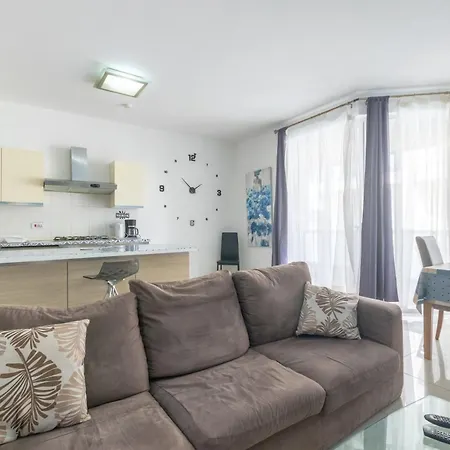 Apartament Amazing With Side Sea View St. Paul's Bay
