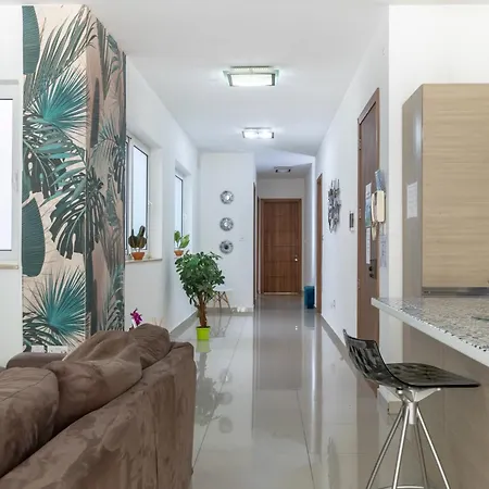 Apartament Amazing With Side Sea View St. Paul's Bay